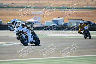 media/Oct-25-2025-2WTD (Sat) [[1e4a1f2fa2]]/C Group/Session 2 (Chicane 1 and Turn 5)/